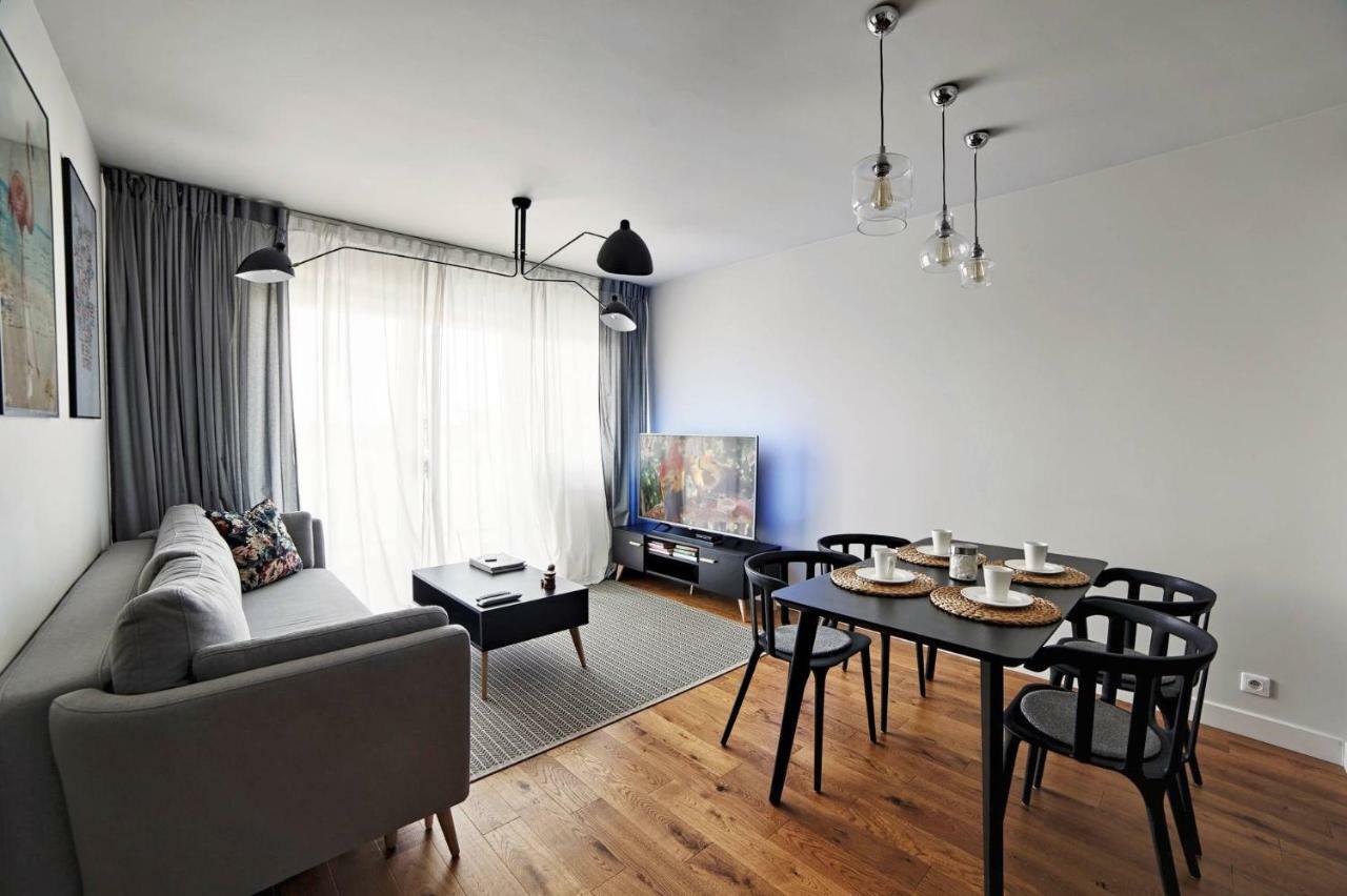 Apartment One Srem